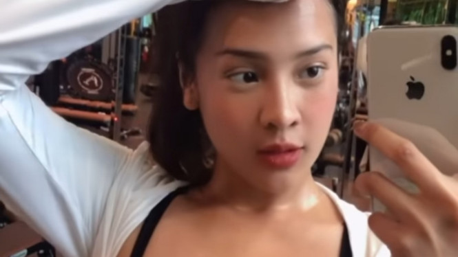 Instagram/ Anya Geraldine