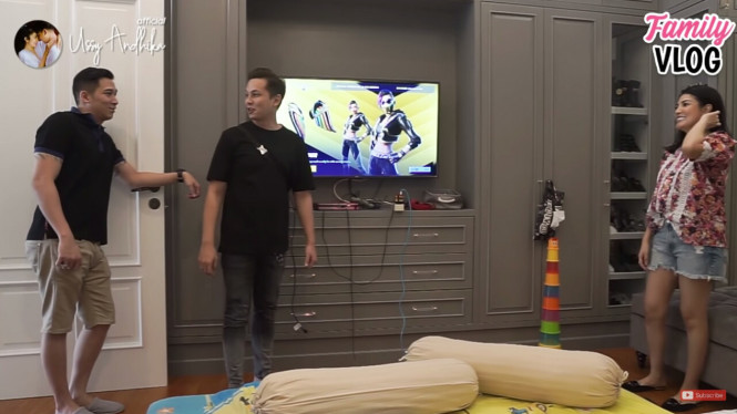 Youtube/Ussy Andhika Official