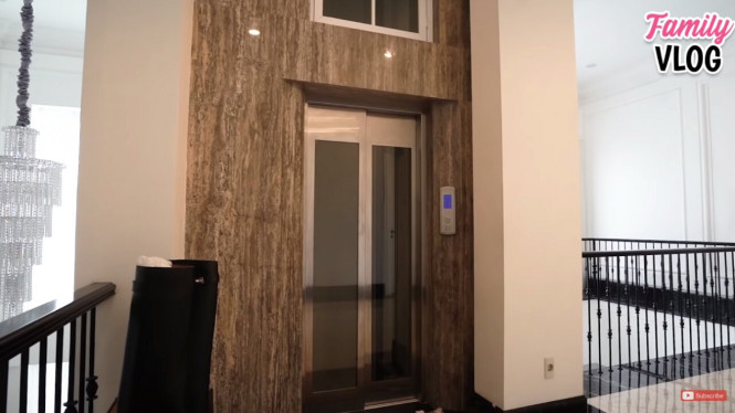 Youtube/Ussy Andhika Official