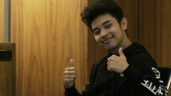 Instagram/@fikinakii