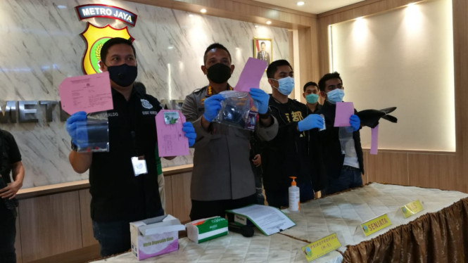 IntipSeleb/ Wahyu Firmansyah