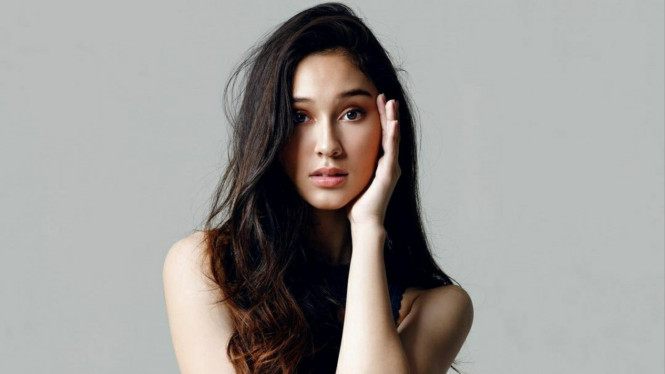 Instagram/@yasminnapper