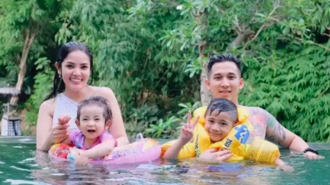 Instagram/akifadhinara