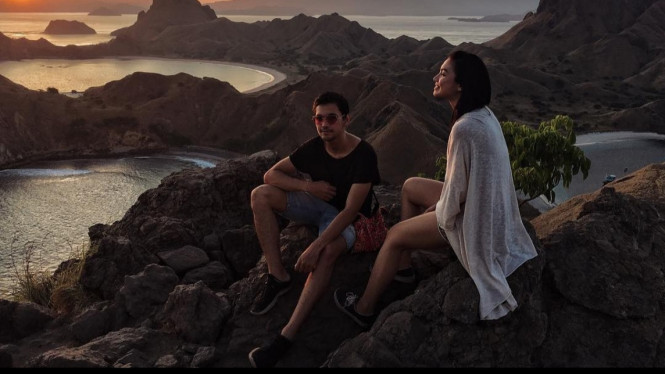 Instagram/ @angelagilsha