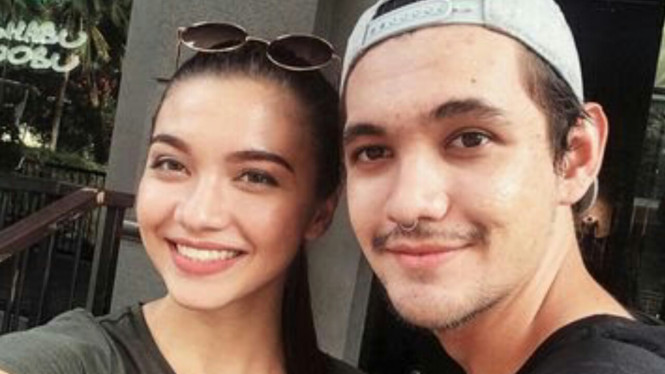 Instagram/@angelagilsha