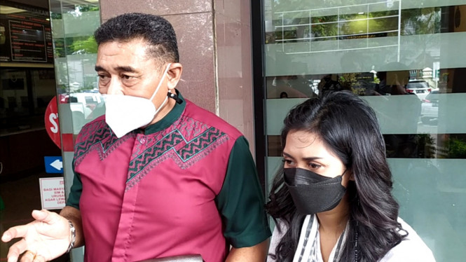 IntipSeleb/ Wahyu Firmansyah