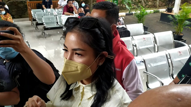 IntipSeleb/ Wahyu Firmansyah