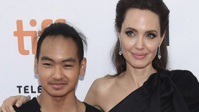 7 Potret Terbaru Maddox, Anak Angelina Jolie Ternyata Punya Tato Naga!