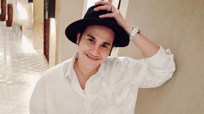 Instagram/@vinogbastian_