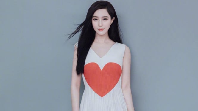 Instagram/@fanbingbing_official