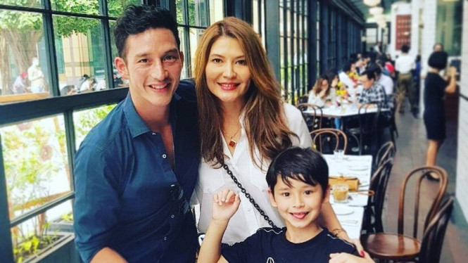 Instagram/mike_lewis