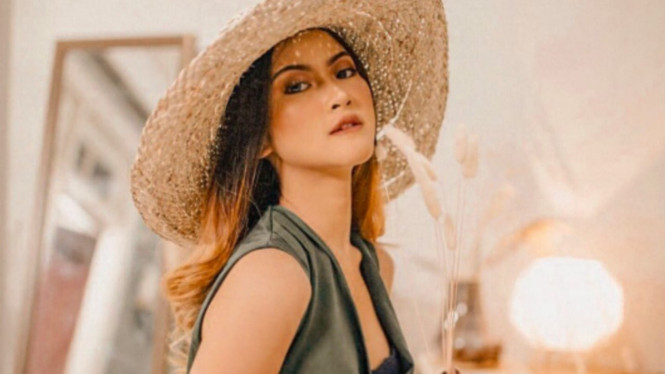 instagram/gabriellalarasati 