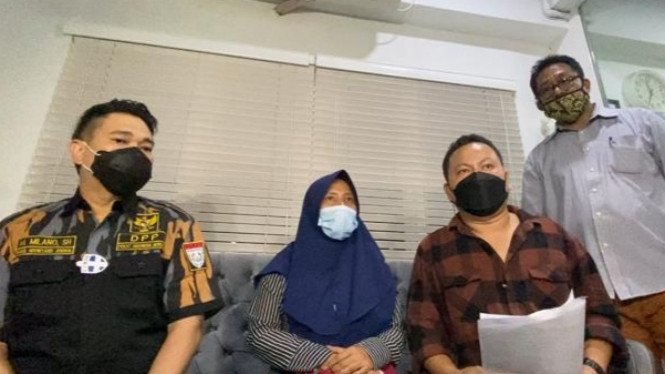 IntipSeleb/ Wahyu Firmansyah