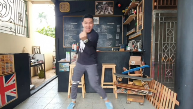 Instagram/ @alditaher.official