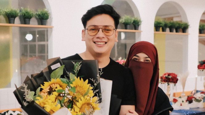 Instagram/@wardahmaulina_