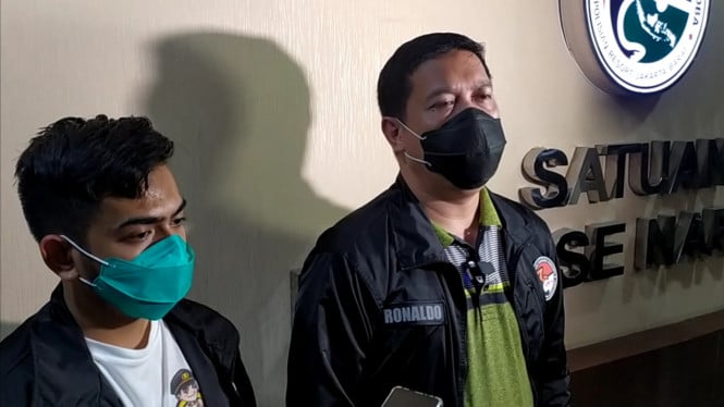 IntipSeleb/ Wahyu Firmansyah