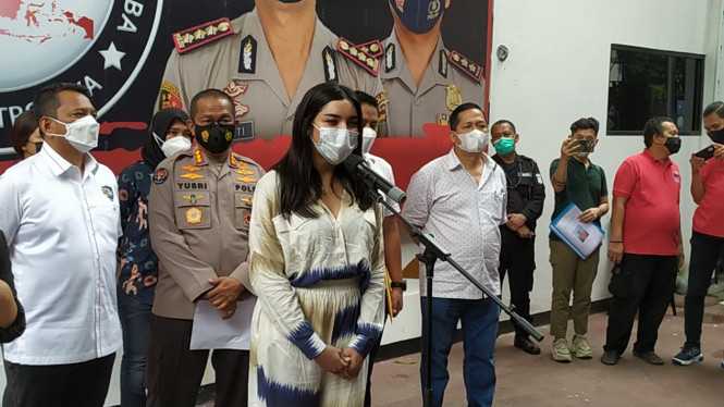 IntipSeleb/ Wahyu Firmansyah