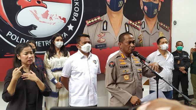 IntipSeleb/ Wahyu Firmansyah