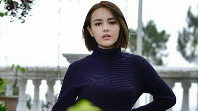 Instagram/@amandamanopo