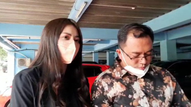 IntipSeleb/ Wahyu Firmansyah