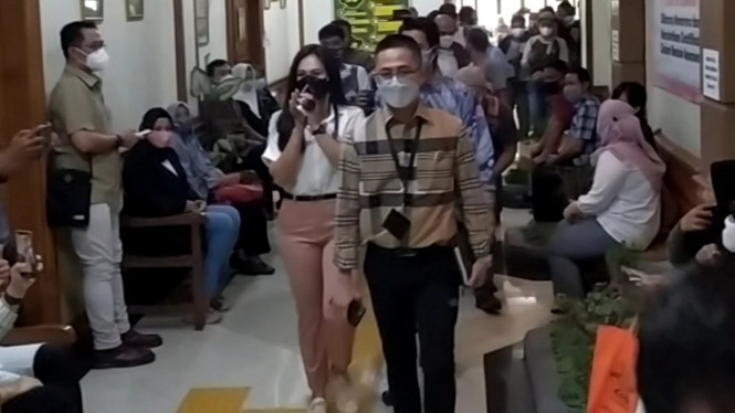 IntipSeleb/ Wahyu Firmansyah