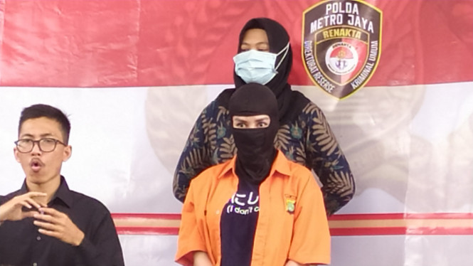 IntipSeleb/ Wahyu Firmansyah