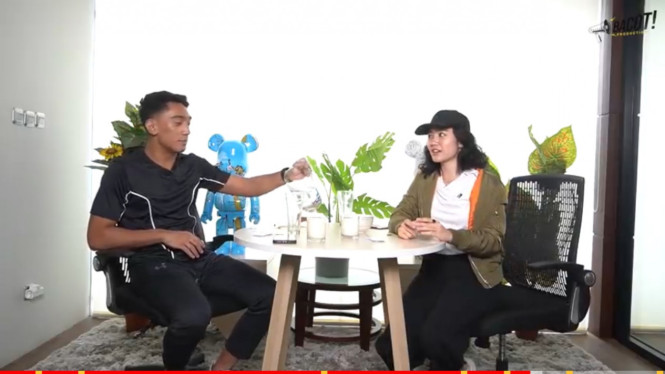 YouTube/bacot television