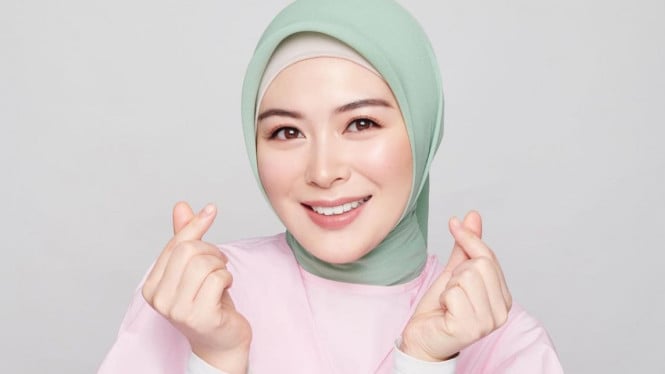 Instagram/xolovelyayana