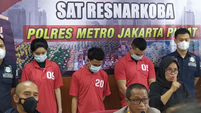 IntipSeleb/ Wahyu Firmansyah