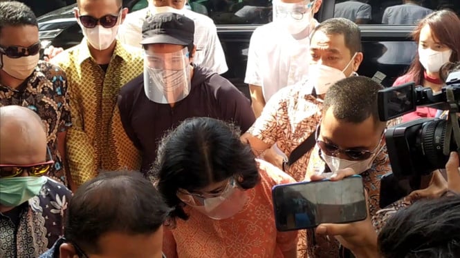 IntipSeleb/ Wahyu Firmansyah