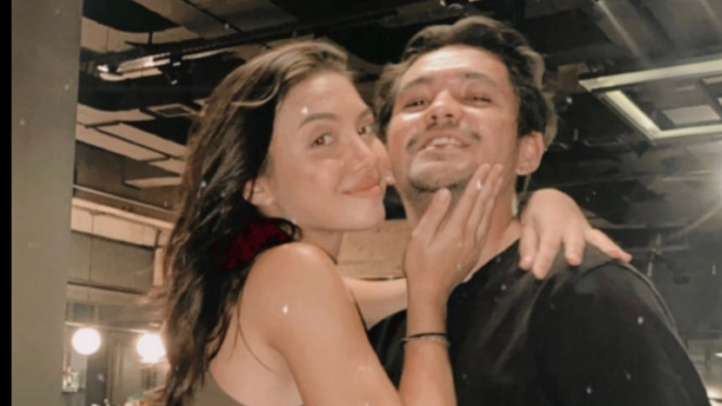 instagram/angelagilsha