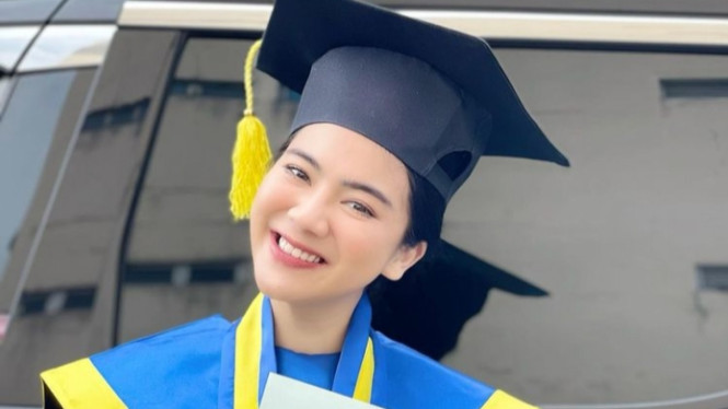 Instagram/felicyangelista_