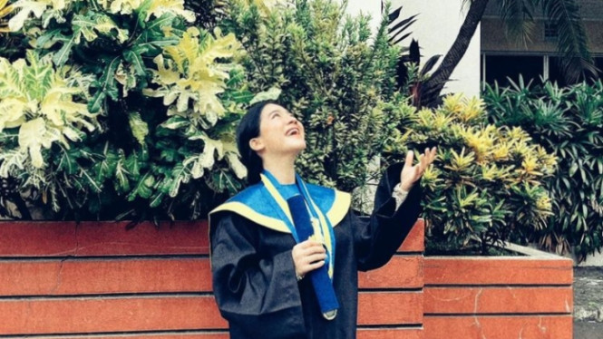 Instagram/felicyangelista_