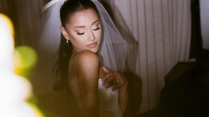 Instagram/arianagrande