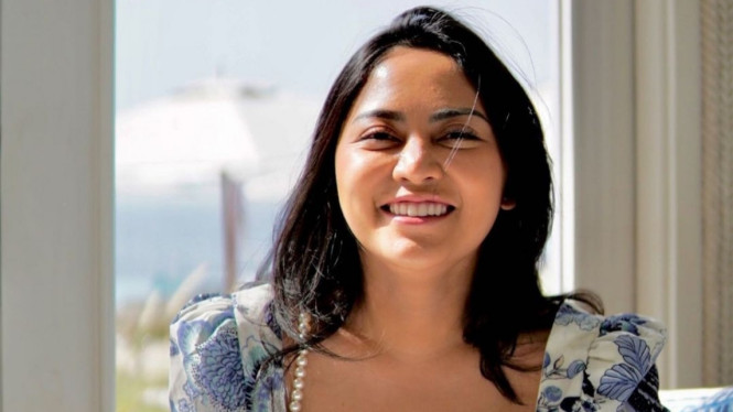 Instagram/ @rachelvennya