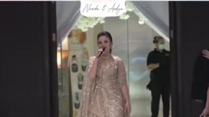 youtube/nandaarsyinta