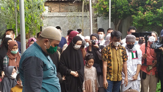 IntipSeleb/ Wahyu Firmansyah