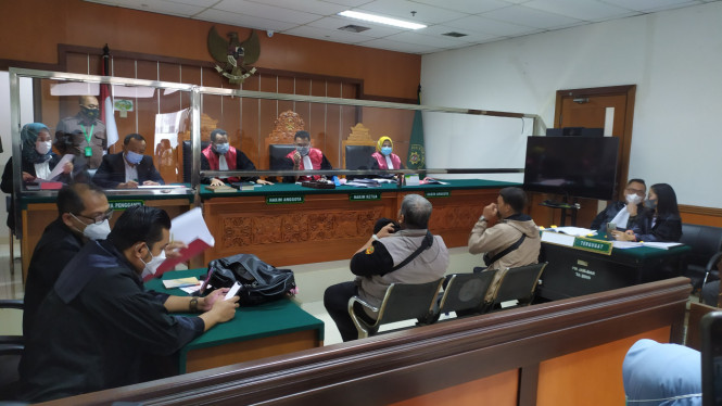 IntipSeleb/ Wahyu Firmansyah