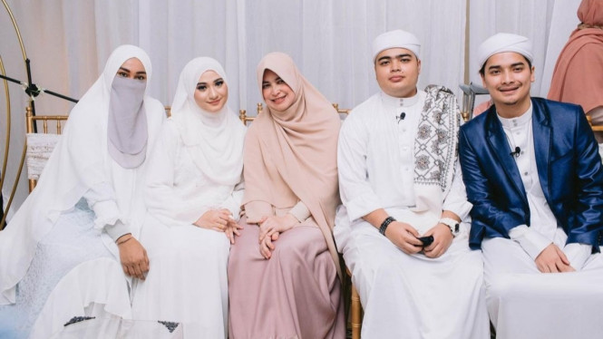 Instagram/ @ameer_azzikra