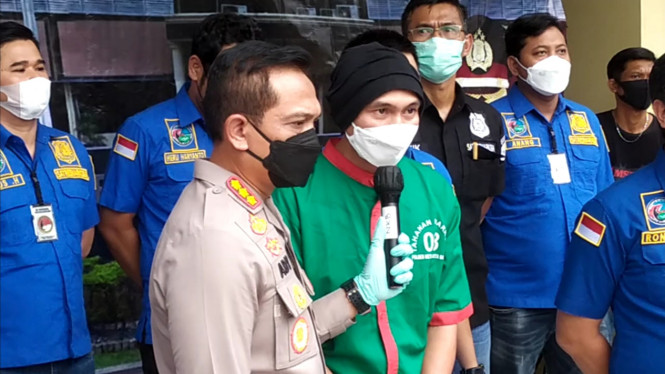 IntipSeleb/ Wahyu Firmansyah