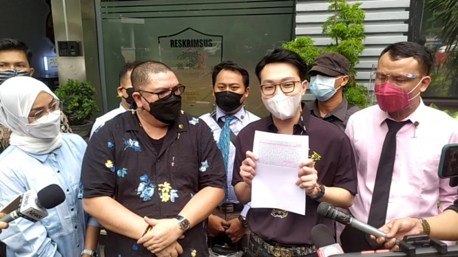 IntipSeleb/ Wahyu Firmansyah