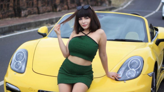 dinar_candy/instagram