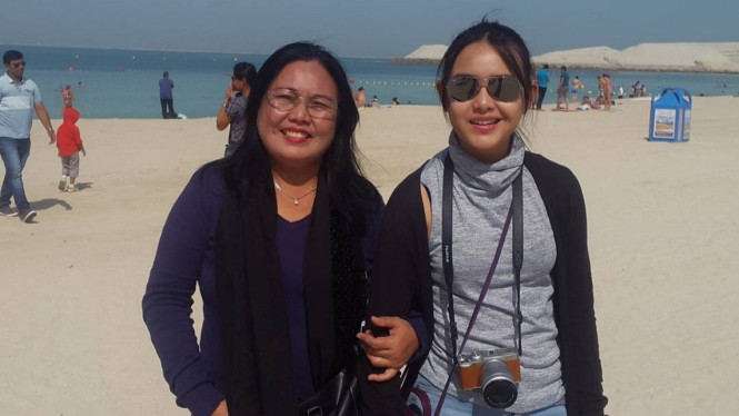 Instagram/ @hennymanopolugue