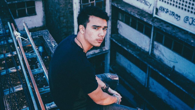 mr.jeffsmith/instagram