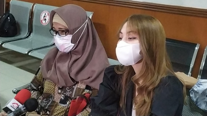 IntipSeleb/ Wahyu Firmansyah