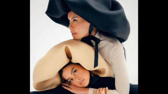 instagram/sophia_latjuba88