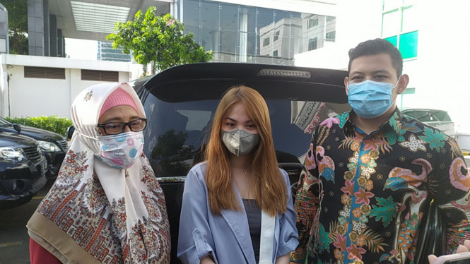 IntipSeleb/ Wahyu Firmansyah