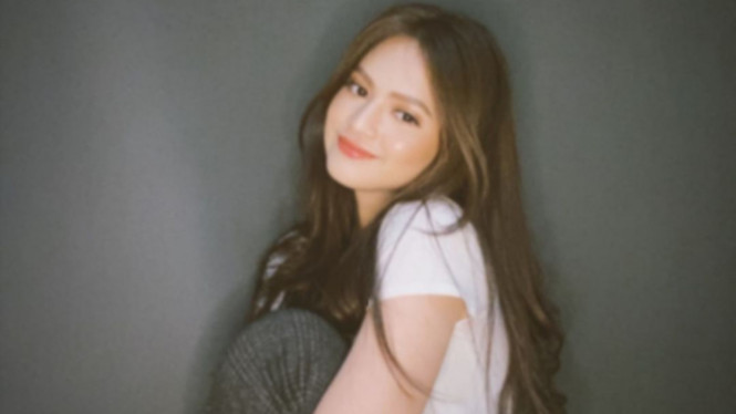 instagram/maudyeffrosina