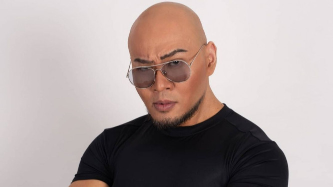 Instagram/ @mastercorbuzier