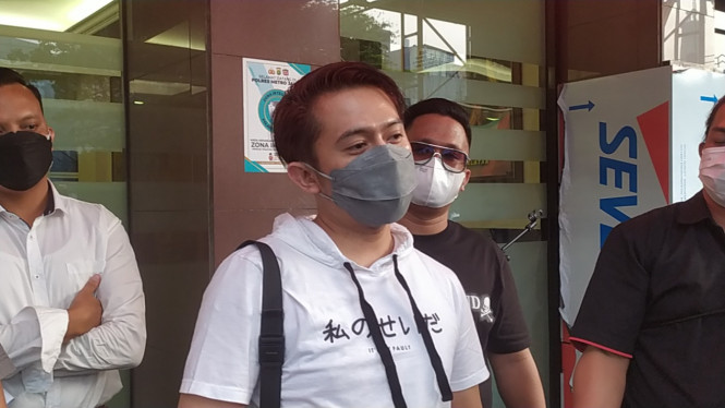 IntipSeleb/ Wahyu Firmansyah